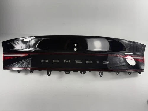 🏅 Tail Light center mounted on the trunk lid of the Genesis G90, genuine OEM replacement part 92430-T4