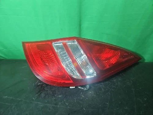 Right rear combination tail light (passenger side) compatible with Hyundai I30 2008, OEM 92402 2L000