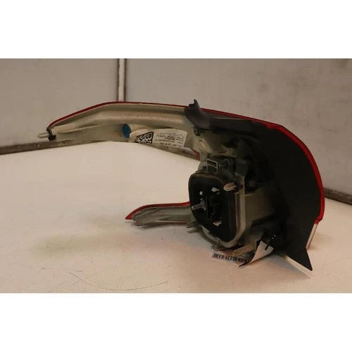 Right rear tail light PEUGEOT 2008 (13-16) 1.2 12V (60KW) SUV 5P/B/1199CC 2013