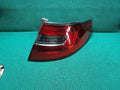 Right outer rear tail light assembly compatible with Hyundai Azera 2012, genuine OEM replacement part 924043V000
