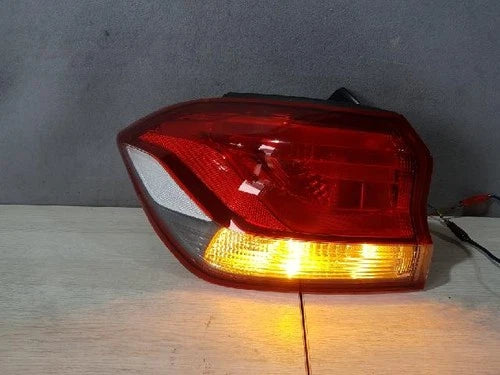 Left rear tail light assembly compatible with Hyundai i30 2018, genuine OEM replacement part 92401 G3000
