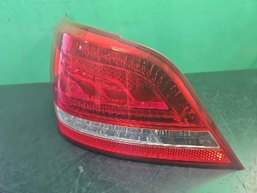 Left rear tail light assembly compatible with Hyundai Equus 2010, genuine OEM replacement part 92401 3N000
