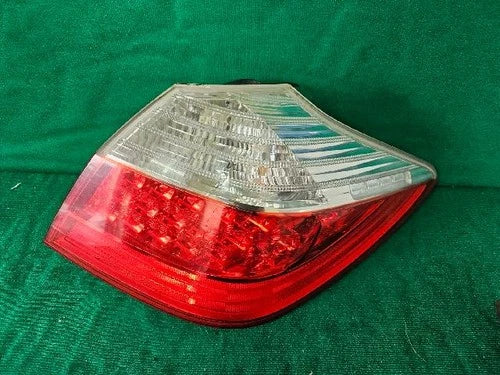 Conjunto de faro/calavera trasero derecho para Hyundai Genesis Coupe 2008, pieza original OEM 92402 3M000