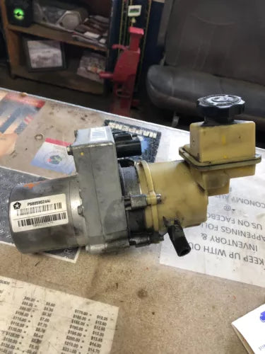 Cremallera de Dirección OEM Usada - Bomba de dirección asistida OEM para Dodge Charger Chrysler 300 3.6L, 5.7L (2011-2015)
