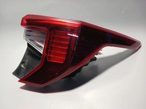 Right rear tail light assembly compatible with Kia Forte/Cerato 2024, genuine OEM replacement part 92402BC