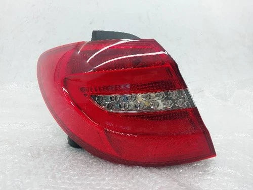Used OEM Part - Rear tail light left compatible with Mercedes Benz B200 CDI BlueEFFICIENCY 2014, genuine part A2468200564