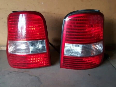 Kia Sedona 2003, Tail Light right, genuine OEM replacement part 1K53A51150