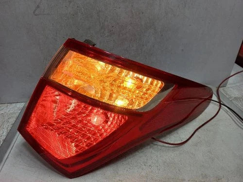 Rear Used OEM Tail Light - Hyundai Veracruz 2008 assembly Tail Light right, outer, RH OEM 924023J000