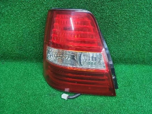 Rear combination tail light (left) compatible with Kia Sorento 2007, genuine OEM replacement part 92401 3E540