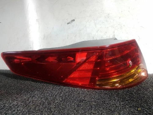 Left rear combination tail light compatible with Kia K5 2011, genuine OEM replacement part 92401 2T000