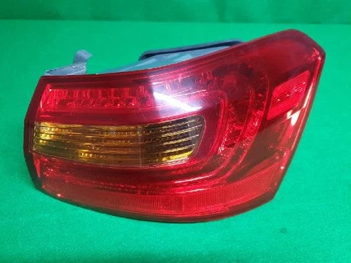 Right outer rear tail light assembly compatible with Kia Cadenza 2012, genuine OEM replacement part 92402 3R000