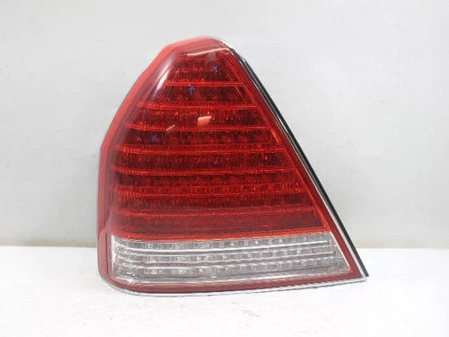 Rear combination tail light (Tail Light) left (driver side) compatible with Hyundai Equus 2001, OEM 924013B5