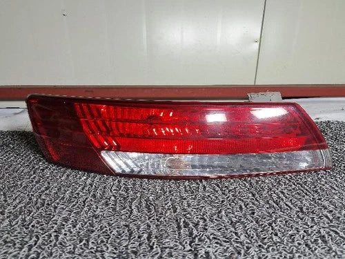 Rear tail light assembly (combination light rear) compatible with Hyundai NF 2006, genuine OEM replacement part 924013K0