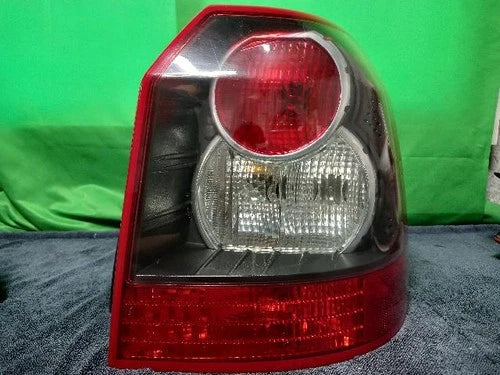 Right rear tail light assembly compatible with Land Rover Freelander2 TD4 2010, genuine OEM replacement part 6H52-13404-A
