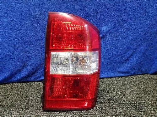 Rear combination tail light compatible with Kia Carnival 2010, genuine OEM replacement part 92402 4D100