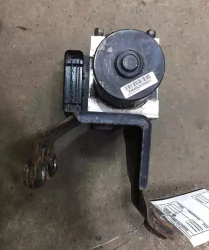 Bomba/Módulo ABS OEM usada para 2013 Dodge Ram 1500