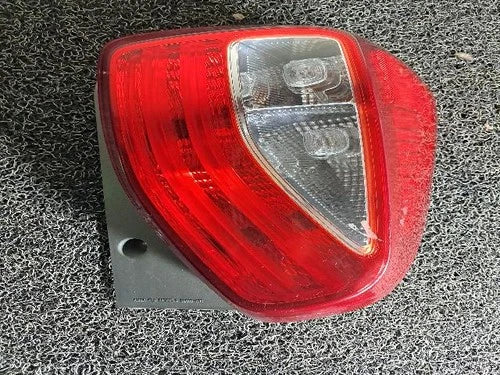 Conjunto de faro/calavera trasero derecho combinado OEM 92402 A3000 para Kia Ray 2012