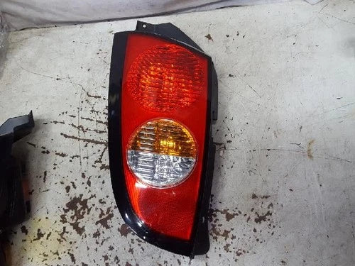 Kia Sorento 2003 Combination Tail Light left (LH) genuine OEM 92401 06000
