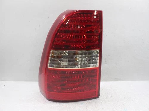 Left rear tail light assembly compatible with Kia Sportage 2005, genuine OEM replacement part 924011F0