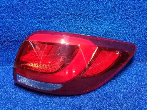 Right rear combination tail light assembly compatible with Kia Sportage 2014, genuine OEM replacement part 924023W600