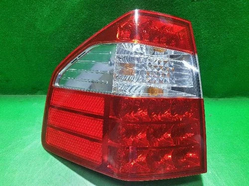 Rear combination tail light compatible with Kia Borrego 2012, genuine OEM replacement part 92401 2J101