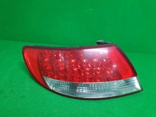 Left rear combination tail light assembly compatible with Hyundai Azera 2006, genuine OEM replacement part 92401 3L001