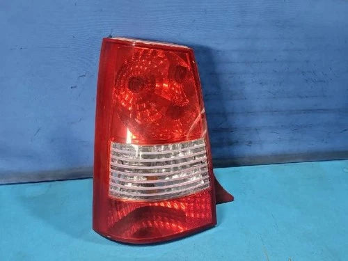 Left rear tail light assembly compatible with Kia Picanto 2006, genuine OEM replacement part 92401 07000
