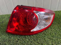 Right outer rear tail light assembly (OEM) compatible with Hyundai Santa Fe 2011, part number 924022B000