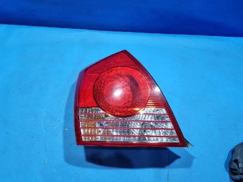 Left rear tail light assembly compatible with Hyundai Elantra 2005, LH OEM 92401, 2D500