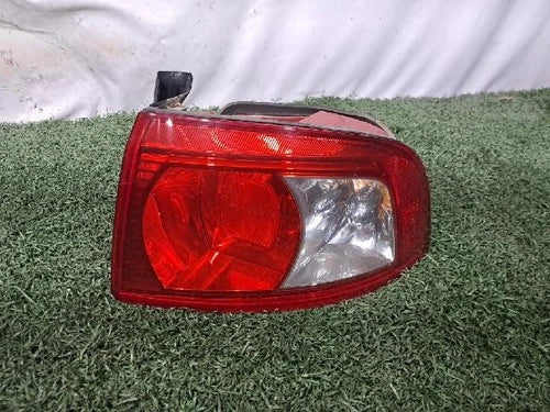 Kia Optima 2005 Combination Tail Light right genuine OEM 92421 3C070