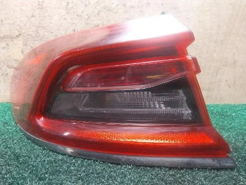 Left outer rear tail light assembly compatible with Hyundai Azera 2017, genuine OEM replacement part 92401G8010