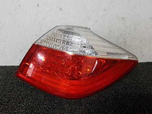 Right rear combination tail light assembly compatible with Hyundai Genesis Coupe 2008, OEM 92402 3M000