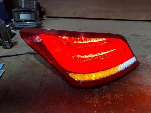 Left rear combination tail light assembly compatible with Hyundai Equus 2014, genuine OEM replacement part 92401-3N500
