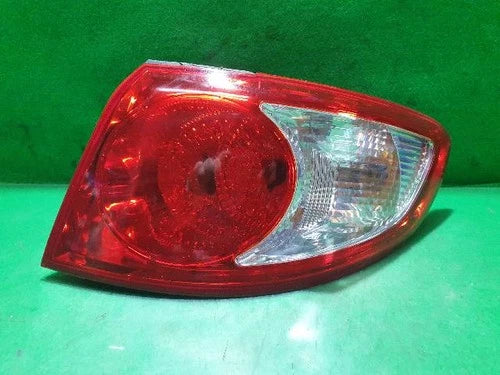 Rear combination tail light (right) compatible with Hyundai Santa Fe 2008, genuine OEM replacement part 92402 2B000