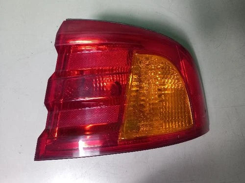 Rear combination tail light (right) compatible with Kia Optima 2001, genuine OEM replacement part 92421-3C0