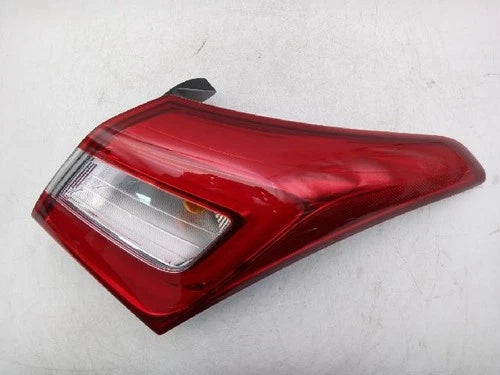 Rear combination tail light (right) compatible with Hyundai i30 2012, genuine OEM replacement part 92410-A5100