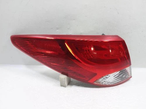 Used OEM Part - Combination Tail Light Assembly left compatible with Hyundai Tucson 2013, OEM 92401 2S000
