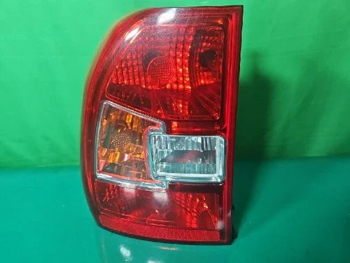 Left rear tail light assembly compatible with Kia Sportage 2009, genuine OEM replacement part 92401 1F500