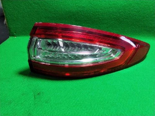 Right outer rear tail light assembly compatible with Ford 2.0 ECOBOOST SE 2014 (Right) OEM DS7Z13404F