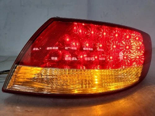 Right rear combination tail light assembly compatible with Hyundai Azera 2006, genuine OEM replacement part 92402 3L001
