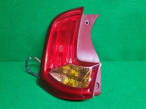 Right rear combination tail light assembly OEM 92402 1Y000 compatible with Kia Picanto 2013