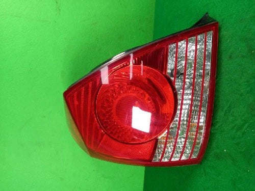 Left rear tail light compatible with Hyundai Elantra 2005, genuine OEM replacement part 92401 2D500