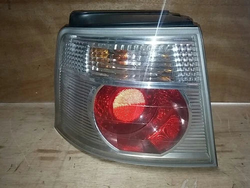 Left rear tail light assembly compatible with Kia X-TREK 2004, genuine OEM replacement part 0K2M251160B