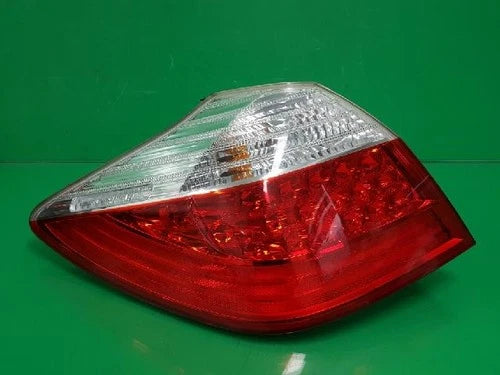 Left rear tail light assembly compatible with Hyundai Genesis Coupe 2010, genuine OEM replacement part 92401 3M060