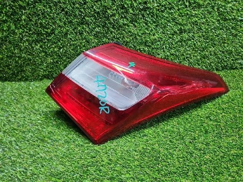 Right rear tail light assembly compatible with Hyundai i30 2014, genuine OEM replacement part 92402A5001