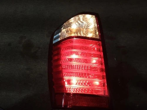 Conjunto de faro/calavera trasero izquierdo para Kia Carnival 2007, pieza original OEM 92401-4D000