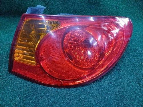 Right outer rear tail light assembly Hyundai Elantra 2007 OEM 92402 2H000