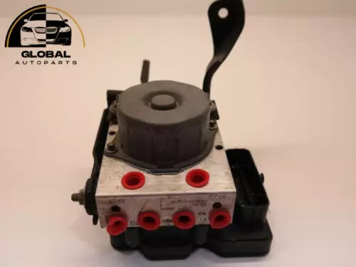 Bomba/Módulo ABS OEM usada para 2012 Nissan Versa