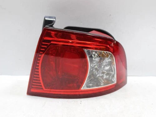 Used OEM Part - Combination Tail Light Assembly Kia Optima 2005 OEM 92420 3C001