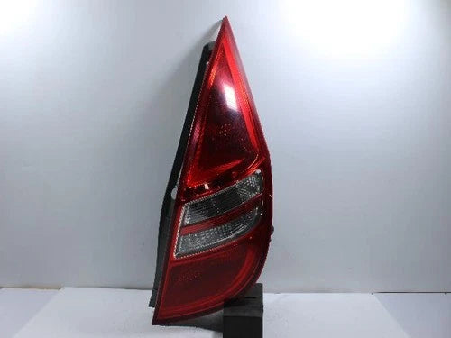 Right rear tail light assembly compatible with Hyundai i30 2008, genuine OEM replacement part 92402 2L000